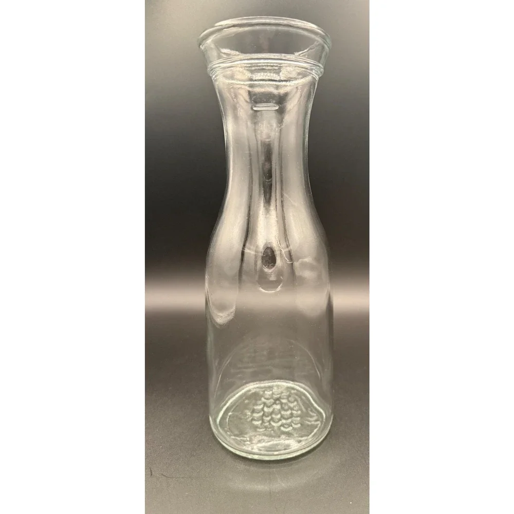 🍇 Vintage Libbey of Canada 1 Litre Glass Carafe